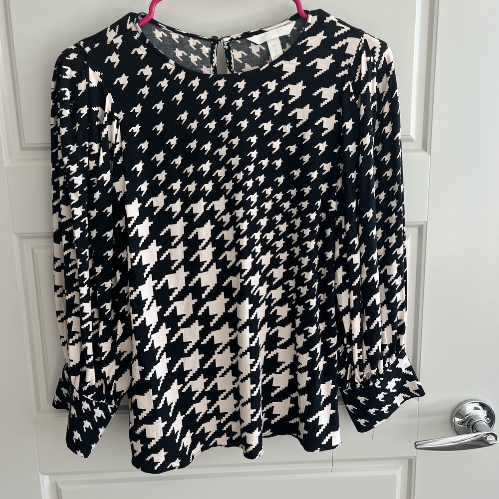 H&M Houndstooth Blouse